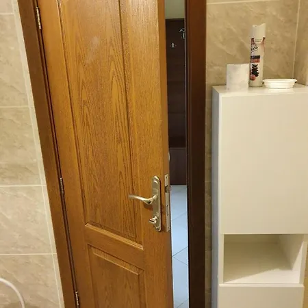 מלון Tiffany Apart *